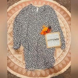 Only worn once black and white oversized tunic H&M size XL